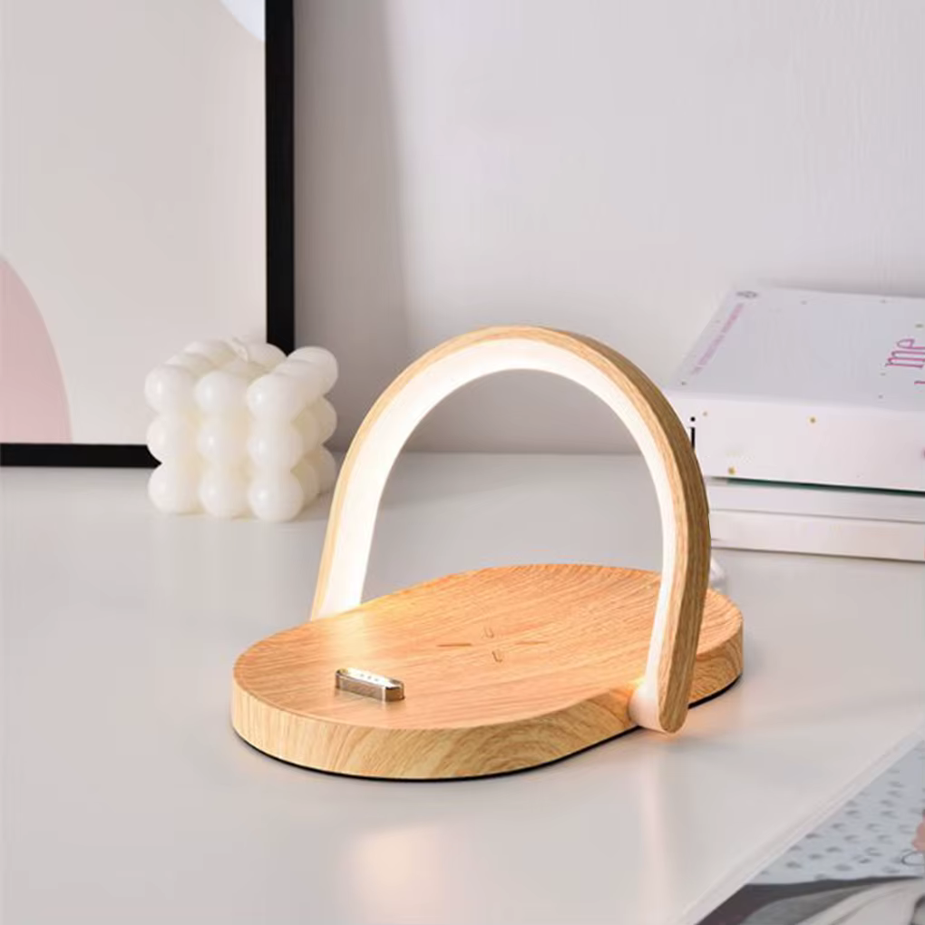 Lampe de chevet en bois avec charge sans fil