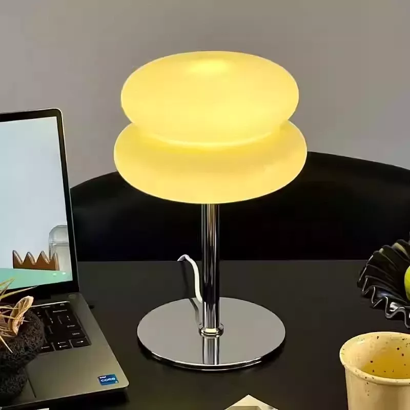 Lampe de chevet fille verre métal