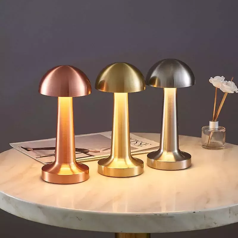 Lampe de Chevet Design Rétro Tactile Métal Nickel USB-C